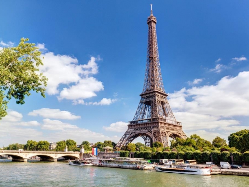 CCIS Study Abroad IPAG Business Paris, France